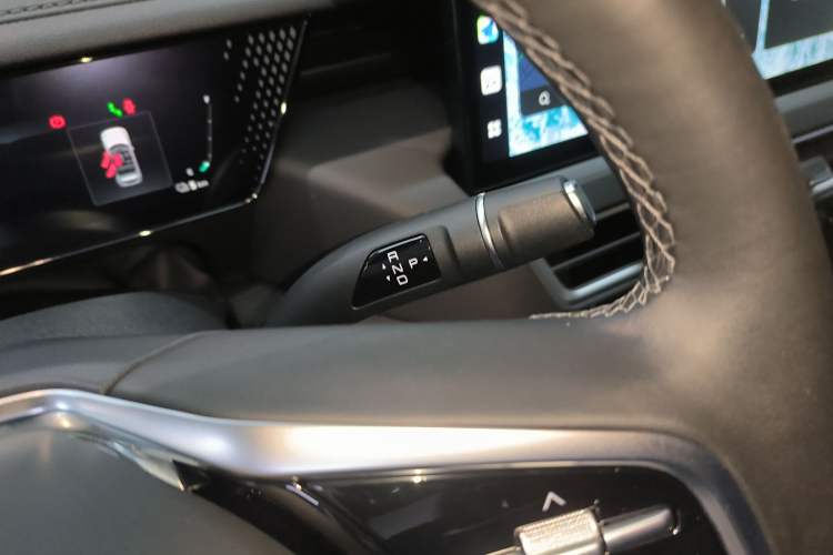 Used Wey Mocha New Energy 2024 Hi4 Four-Wheel Drive Long-Range Version Gear Lever