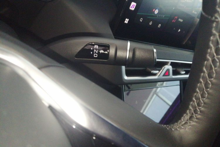 Used Wey Mocha New Energy 2024 Hi4 Four-Wheel Drive Long-Range Version Gear Lever