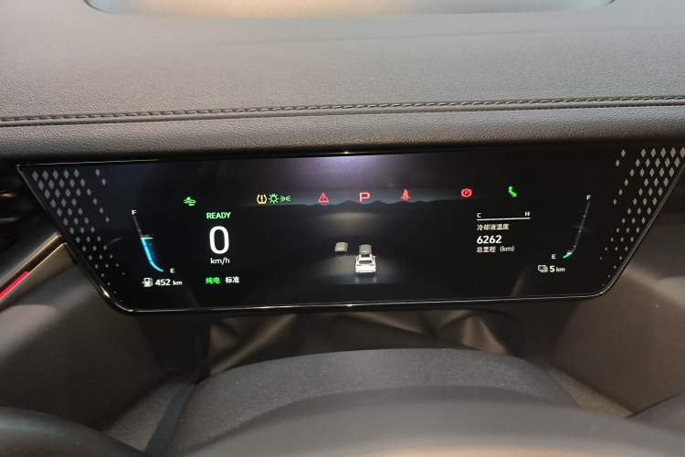 Used Wey Mocha New Energy 2024 Hi4 Four-Wheel Drive Long-Range Version Instrument Cluster