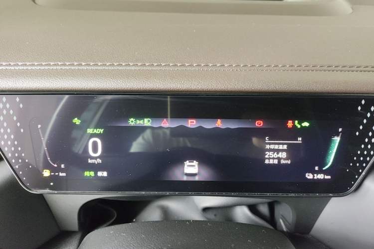 Used Wey Mocha New Energy 2024 Hi4 Four-Wheel Drive Long-Range Version Instrument Cluster