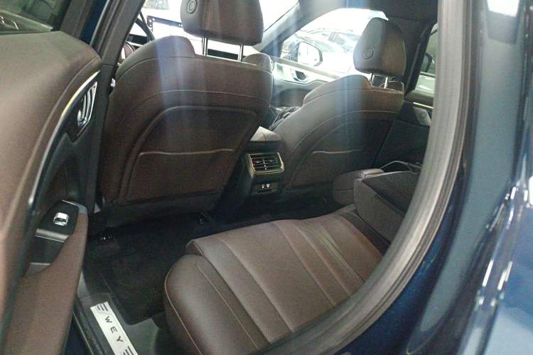 Used Wey Mocha New Energy 2024 Hi4 Four-Wheel Drive Long-Range Version Interior 4