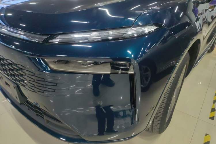 Used Wey Mocha New Energy 2024 Hi4 Four-Wheel Drive Long-Range Version Left Front Headlight