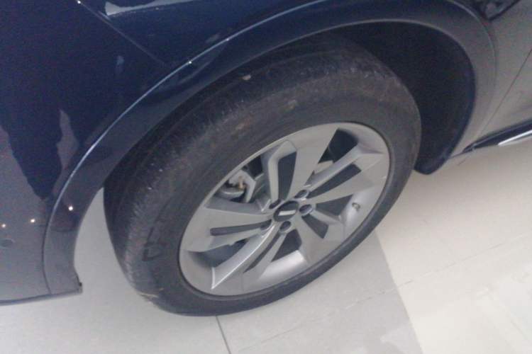 Used Wey Mocha New Energy 2024 Hi4 Four-Wheel Drive Long-Range Version Left Front Wheel Hub