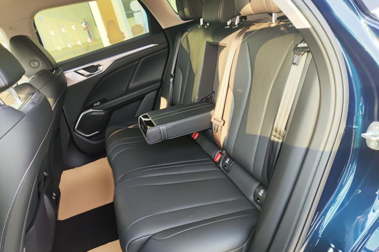 Used Wey Mocha New Energy 2024 Hi4 Four-Wheel Drive Long-Range Version Left Rear Seat