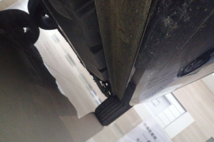 Used Wey Mocha New Energy 2024 Hi4 Four-Wheel Drive Long-Range Version Left Side Sill