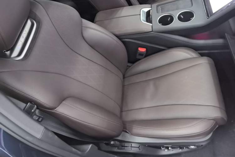 Used Wey Mocha New Energy 2024 Hi4 Four-Wheel Drive Long-Range Version Right Front Seat