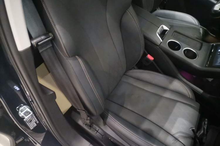Used Wey Mocha New Energy 2024 Hi4 Four-Wheel Drive Long-Range Version Right Front Seat