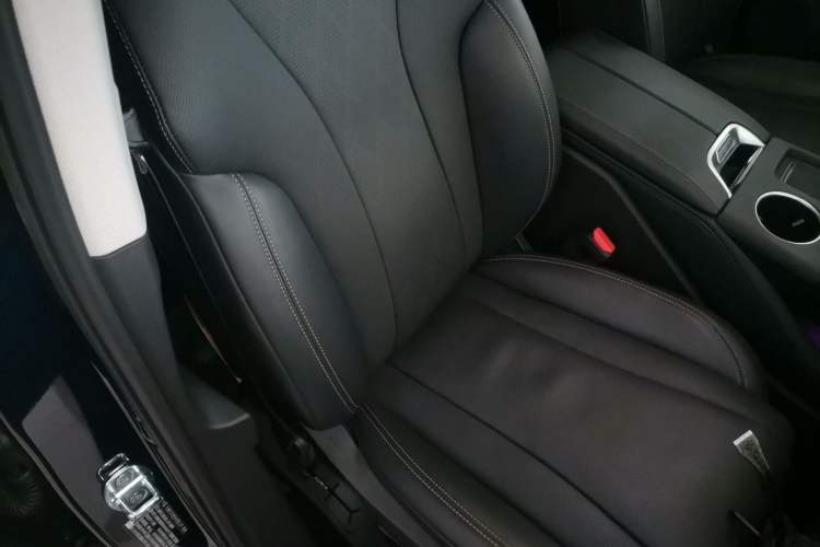 Used Wey Mocha New Energy 2024 Hi4 Four-Wheel Drive Long-Range Version Right Front Seat