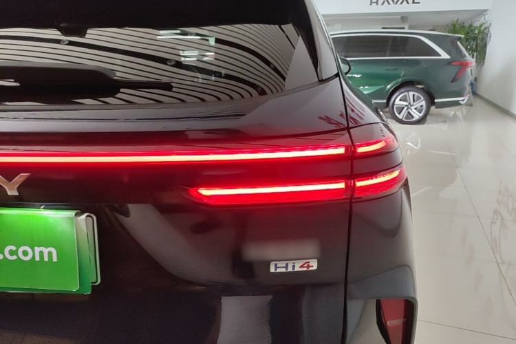 Used Wey Mocha New Energy 2024 Hi4 Four-Wheel Drive Long-Range Version Right Rear Taillight