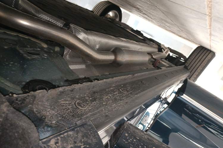 Used Wey Mocha New Energy 2024 Hi4 Four-Wheel Drive Long-Range Version Right Side Sill