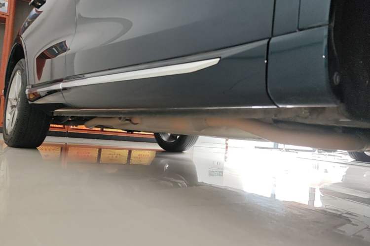 Used Wey Mocha New Energy 2024 Hi4 Four-Wheel Drive Long-Range Version Right Side Sill