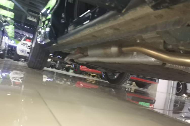 Used Wey Mocha New Energy 2024 Hi4 Four-Wheel Drive Long-Range Version Right Side Sill