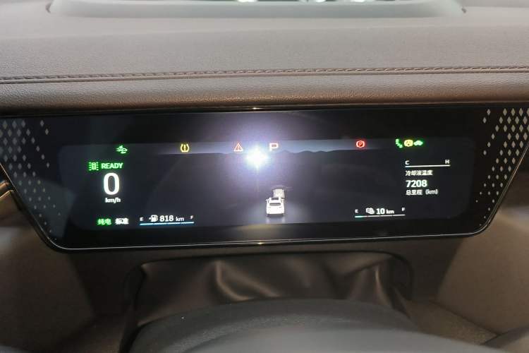 Used Wey Mocha New Energy 2024 Hi4 Four-Wheel Drive Long-Range Version Instrument Cluster
