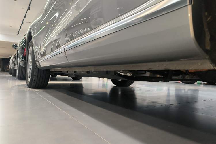 Used Wey Mocha New Energy 2024 Hi4 Four-Wheel Drive Long-Range Version Left Side Sill
