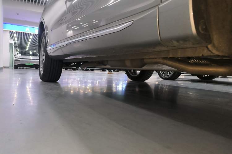 Used Wey Mocha New Energy 2024 Hi4 Four-Wheel Drive Long-Range Version Right Side Sill