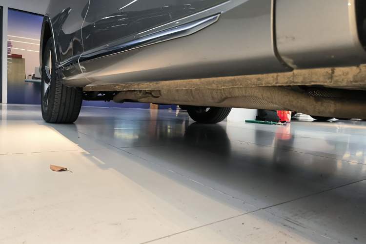 Used Wey Mocha New Energy 2024 Hi4 Four-Wheel Drive Long-Range Version Right Side Sill