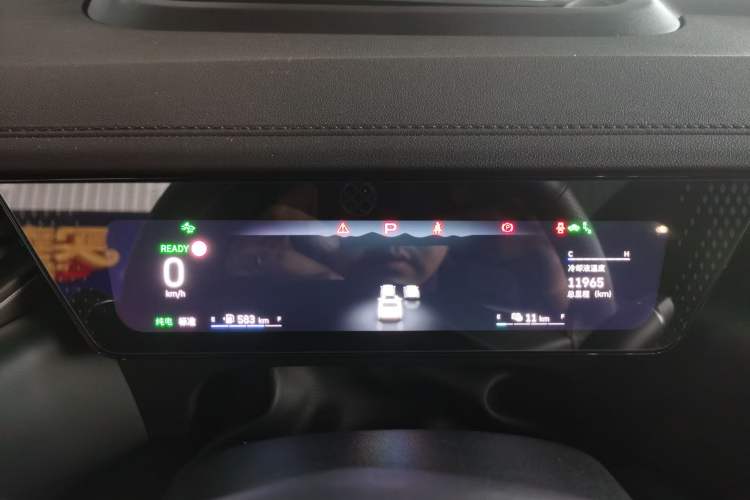 Used Wey Mocha New Energy 2024 Hi4 Four-Wheel Drive Long-Range Version Instrument Cluster