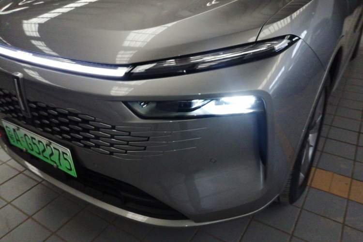 Used Wey Mocha New Energy 2024 Hi4 Four-Wheel Drive Long-Range Version Left Front Headlight
