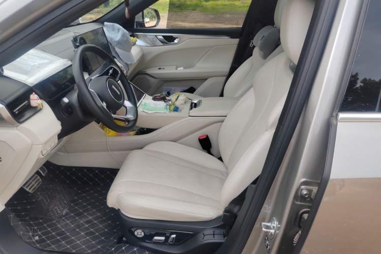 Used Wey Mocha New Energy 2024 Hi4 Four-Wheel Drive Long-Range Version Left Front Seat