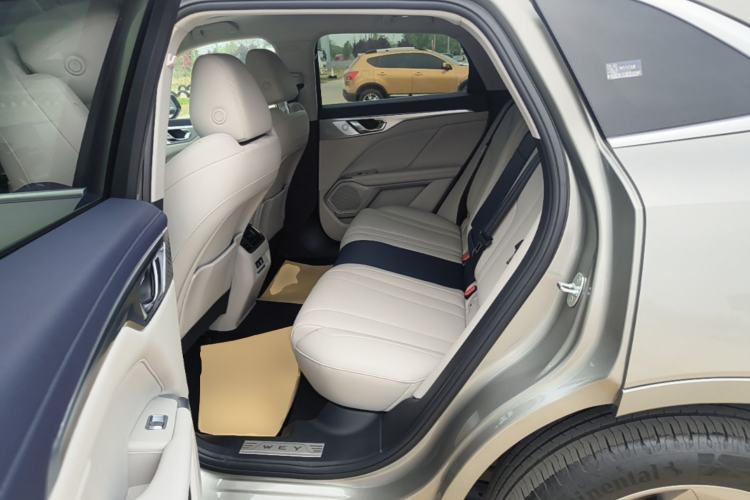 Used Wey Mocha New Energy 2024 Hi4 Four-Wheel Drive Long-Range Version Left Rear Seat