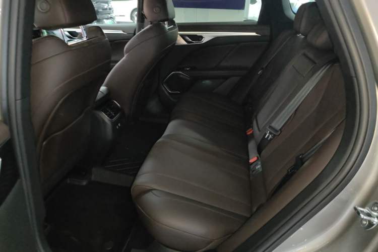 Used Wey Mocha New Energy 2024 Hi4 Four-Wheel Drive Long-Range Version Left Rear Seat
