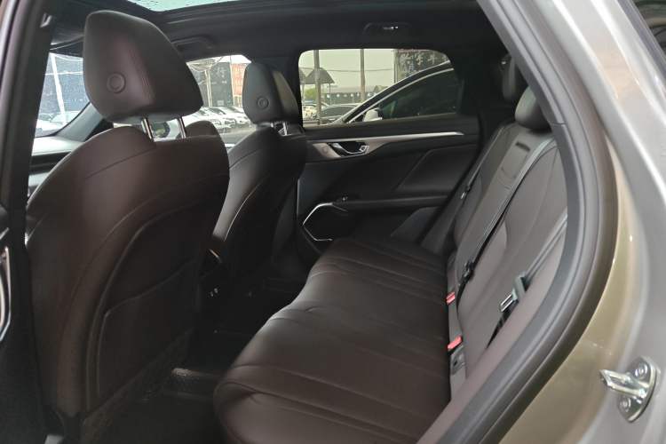 Used Wey Mocha New Energy 2024 Hi4 Four-Wheel Drive Long-Range Version Left Rear Seat