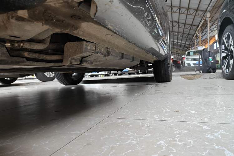 Used Wey Mocha New Energy 2024 Hi4 Four-Wheel Drive Long-Range Version Left Side Sill