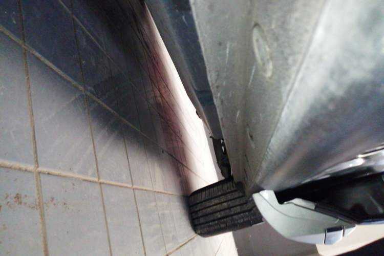 Used Wey Mocha New Energy 2024 Hi4 Four-Wheel Drive Long-Range Version Left Side Sill