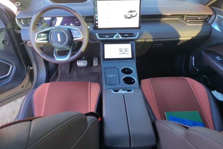 Used Wey Mocha New Energy 2024 Hi4 Four-Wheel Drive Long-Range Version Center Console