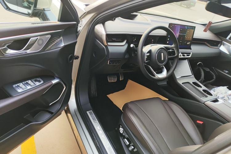Used Wey Mocha New Energy 2024 Hi4 Four-Wheel Drive Long-Range Version Driver Seat
