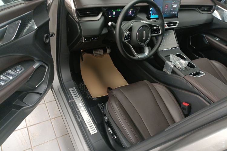 Used Wey Mocha New Energy 2024 Hi4 Four-Wheel Drive Long-Range Version Driver Seat