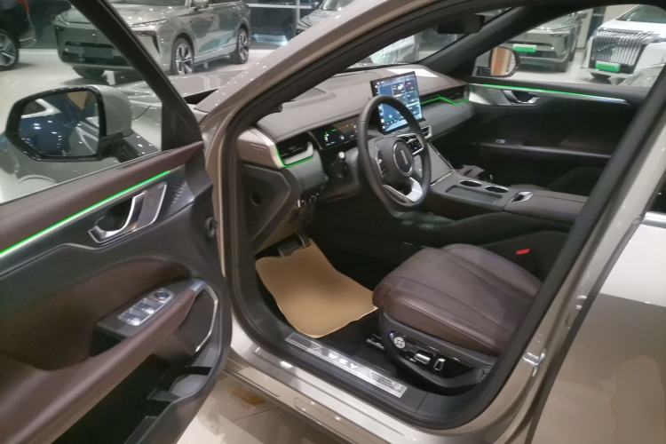 Used Wey Mocha New Energy 2024 Hi4 Four-Wheel Drive Long-Range Version Driver Seat