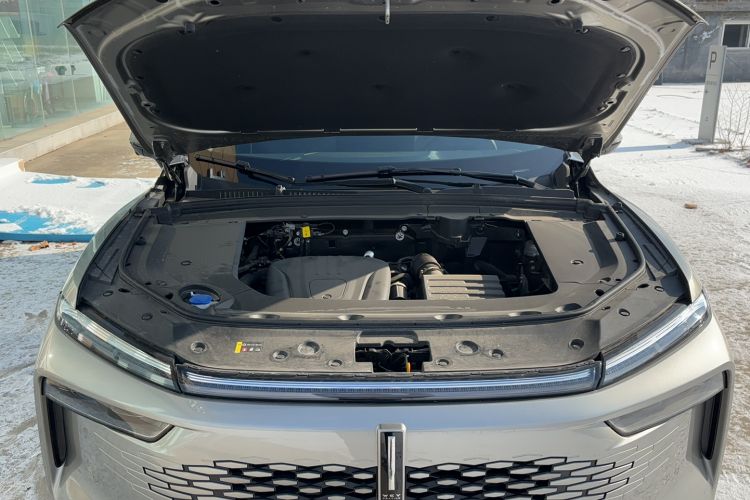 Used Wey Mocha New Energy 2024 Hi4 Four-Wheel Drive Long-Range Version Engine Bay