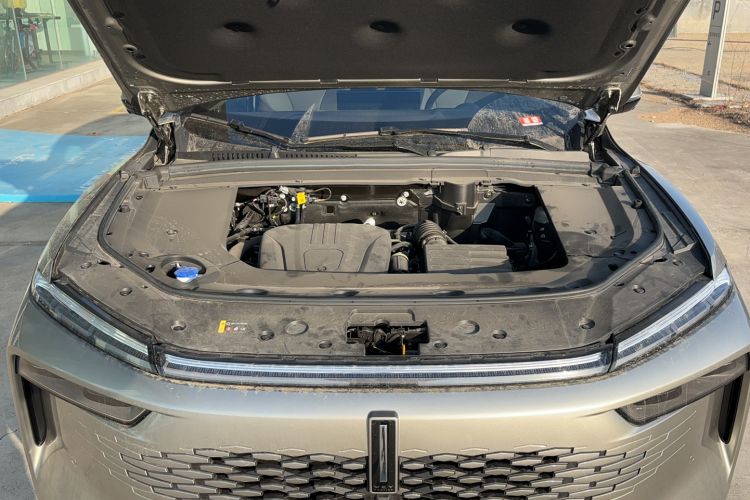 Used Wey Mocha New Energy 2024 Hi4 Four-Wheel Drive Long-Range Version Engine Bay