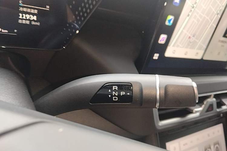 Used Wey Mocha New Energy 2024 Hi4 Four-Wheel Drive Long-Range Version Gear Lever