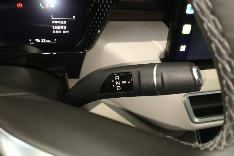 Used Wey Mocha New Energy 2024 Hi4 Four-Wheel Drive Long-Range Version Gear Lever