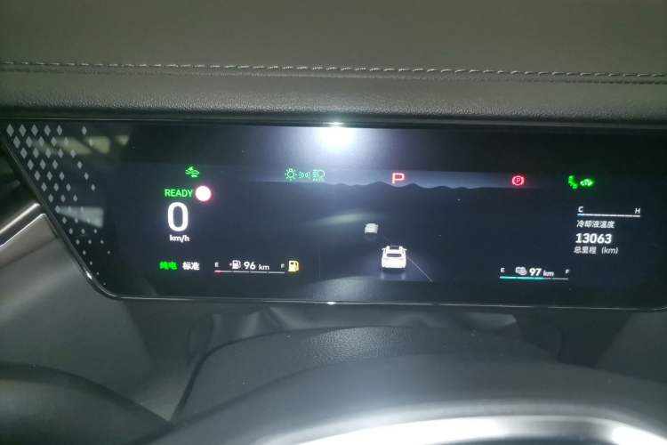 Used Wey Mocha New Energy 2024 Hi4 Four-Wheel Drive Long-Range Version Instrument Cluster