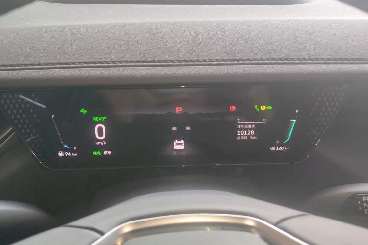 Used Wey Mocha New Energy 2024 Hi4 Four-Wheel Drive Long-Range Version Instrument Cluster
