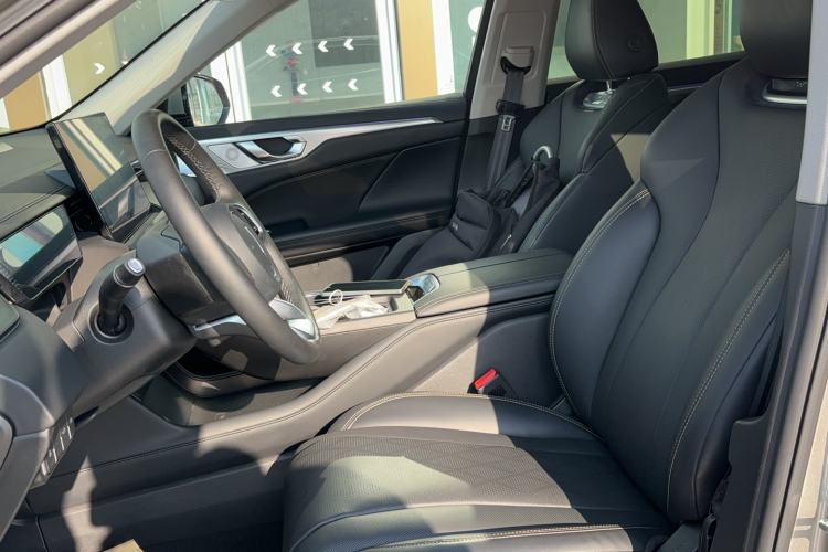 Used Wey Mocha New Energy 2024 Hi4 Four-Wheel Drive Long-Range Version Interior 1