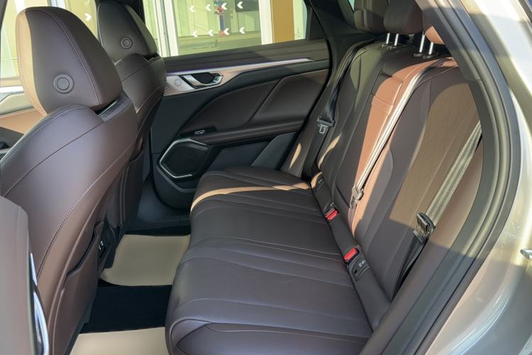 Used Wey Mocha New Energy 2024 Hi4 Four-Wheel Drive Long-Range Version Interior 3