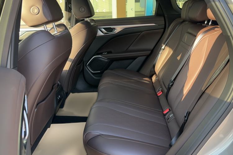 Used Wey Mocha New Energy 2024 Hi4 Four-Wheel Drive Long-Range Version Interior 3