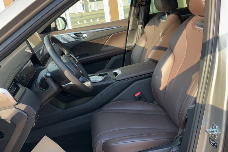 Used Wey Mocha New Energy 2024 Hi4 Four-Wheel Drive Long-Range Version Left Front Seat