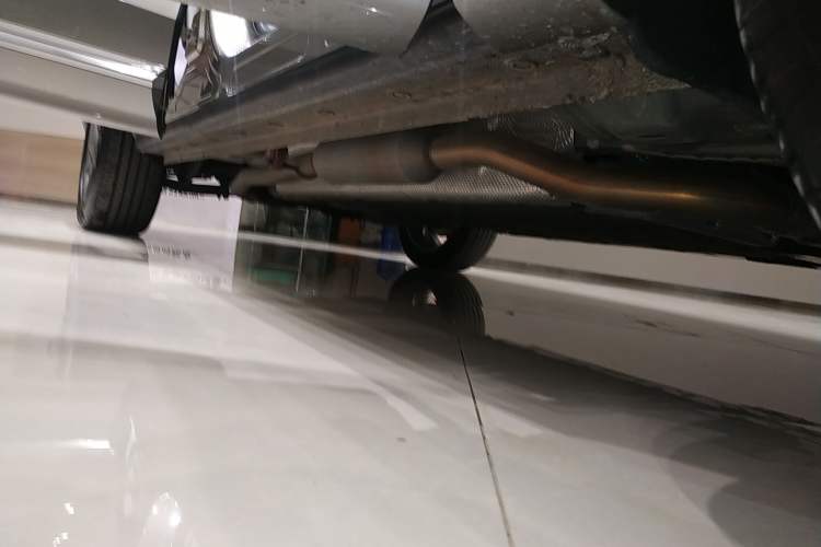 Used Wey Mocha New Energy 2024 Hi4 Four-Wheel Drive Long-Range Version Right Side Sill