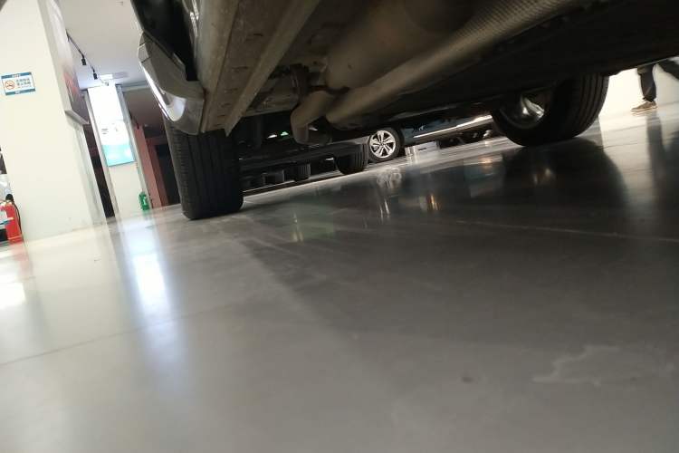 Used Wey Mocha New Energy 2024 Hi4 Four-Wheel Drive Long-Range Version Right Side Sill