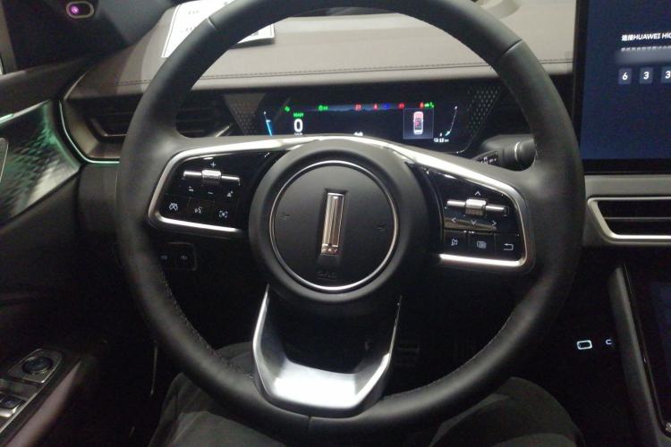 Used Wey Mocha New Energy 2024 Hi4 Four-Wheel Drive Long-Range Version Steering Wheel