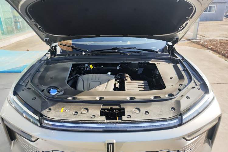 Used Wey Mocha New Energy 2024 Hi4 Four-Wheel Drive Long-Range Version Engine Bay
