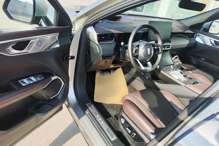 Used Wey Mocha New Energy 2024 Hi4 Four-Wheel Drive Long-Range Version Interior 3
