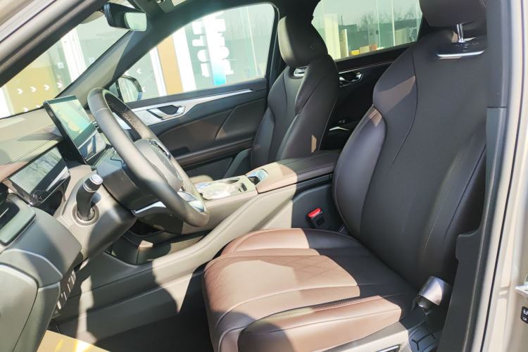 Used Wey Mocha New Energy 2024 Hi4 Four-Wheel Drive Long-Range Version Left Front Seat