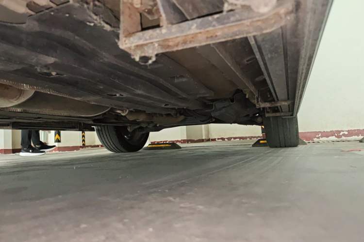 Used Wey P8 2018 2.0T Flagship Model Chassis Front Left