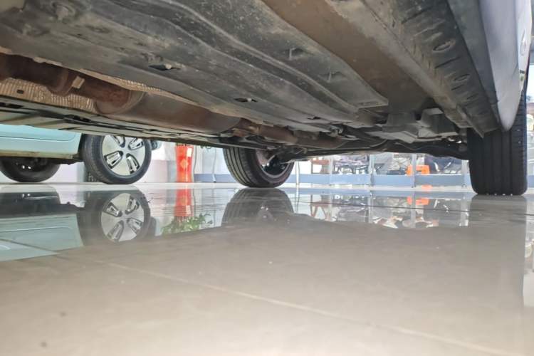 Used Wey P8 2018 2.0T Flagship Model Chassis Front Left